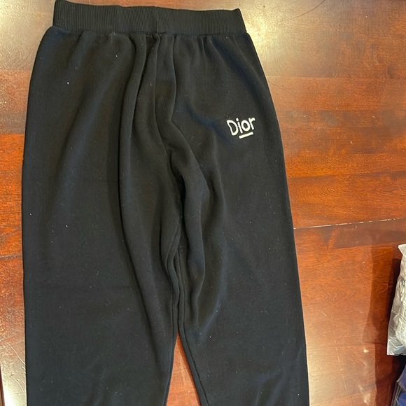 B1603 DIOR see pics for measurements.  Seem like a small NO TAGS - Picture 2 of 10